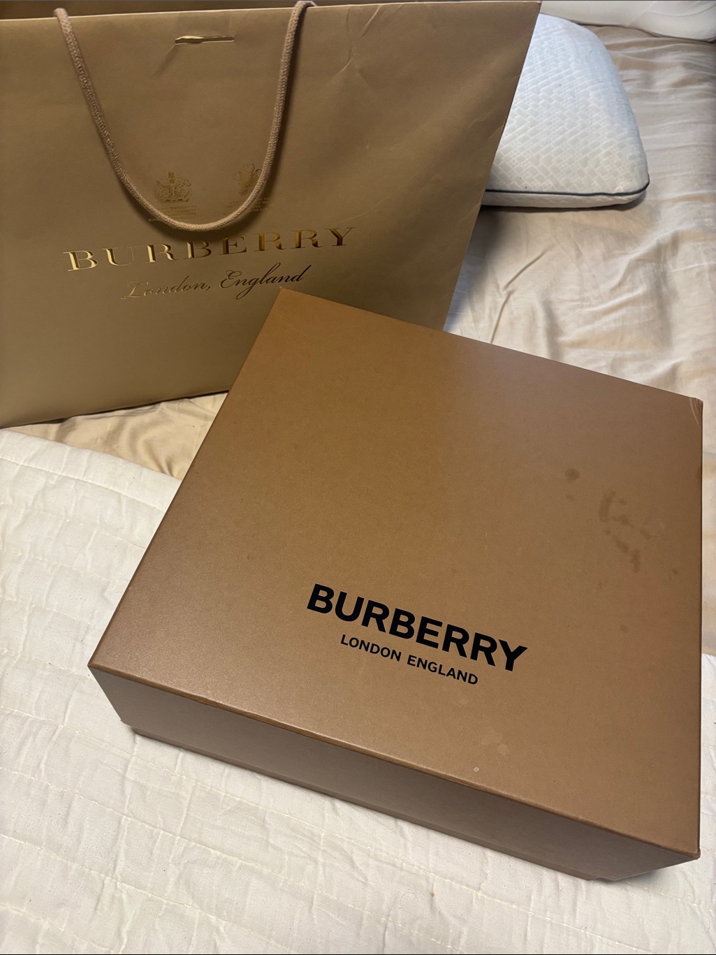 Burberry Tan Presentation Box With Matching Bag